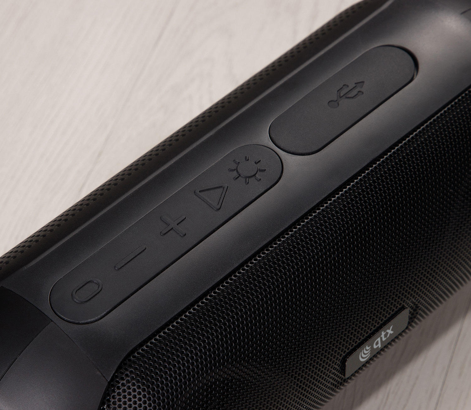 qtx PartyPod: Bluetooth Speaker with LED Light Show - Image 5